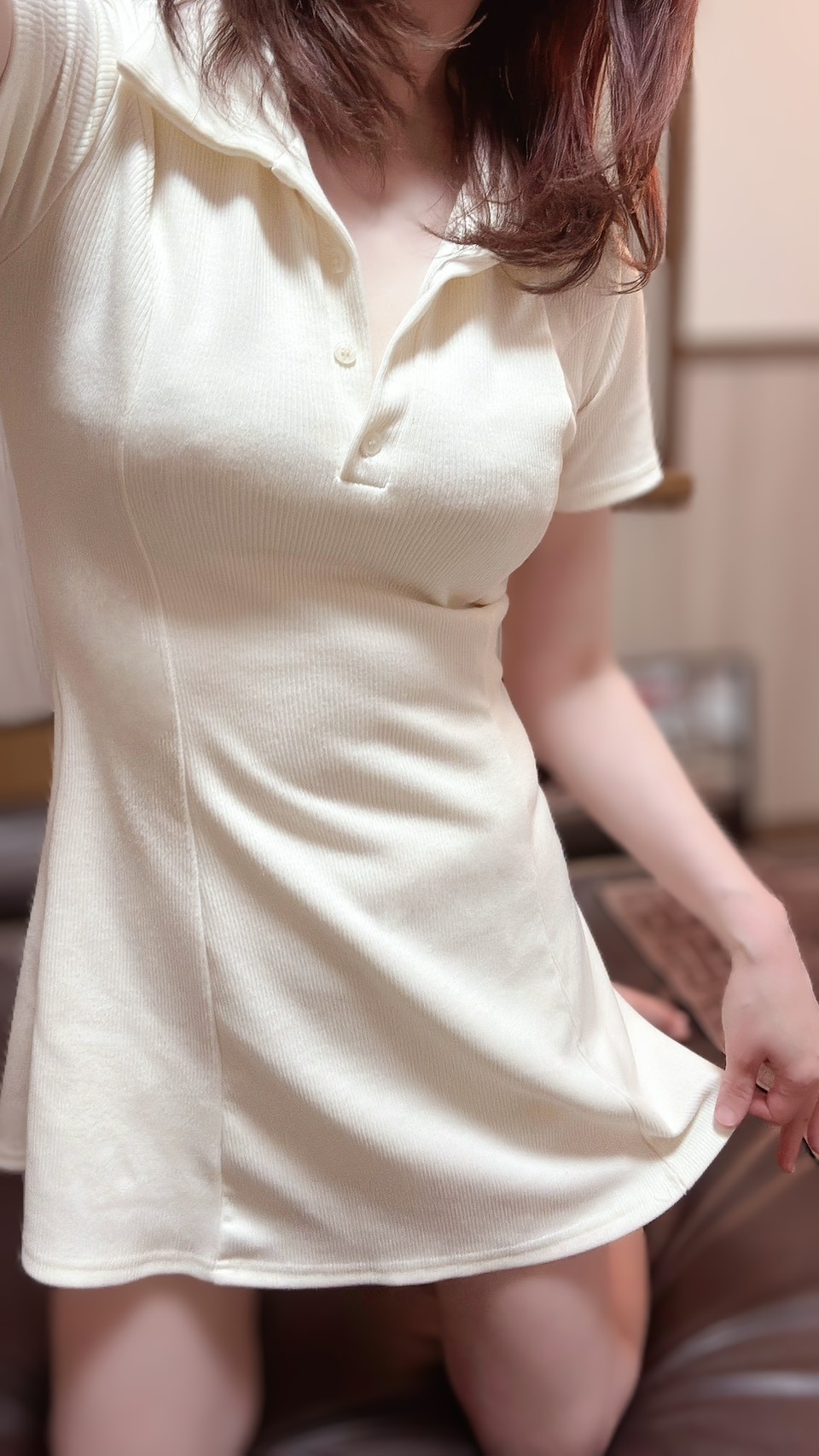 【エレナ】4/26デビュー