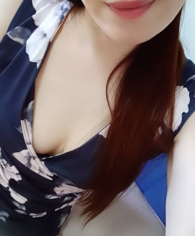 りさこ【新人】本日デビュー　予約受付中